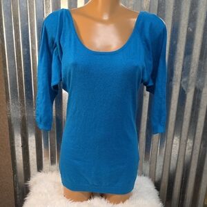Express slit shoulder Vibrant Blue 3/4 Sleeve Sweater Tunic